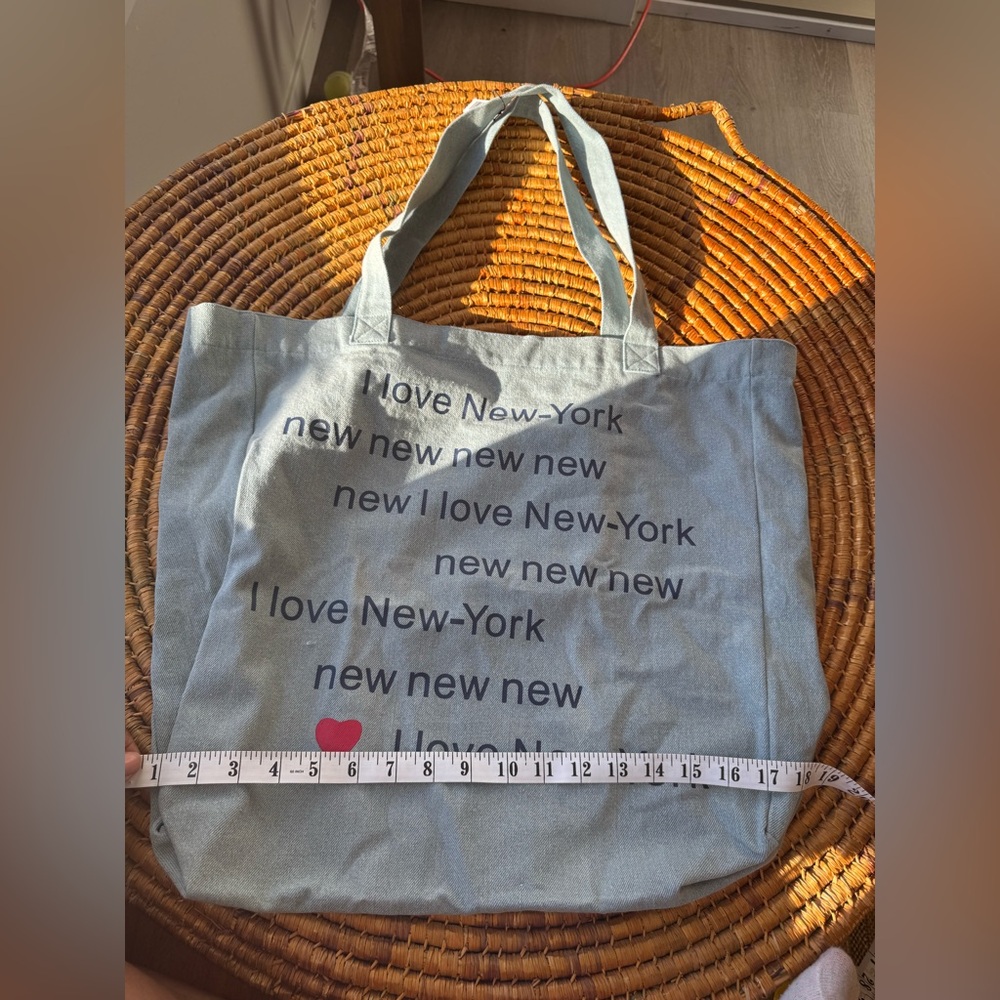 NWT Reitman Trendy Gray 'I Love New York' Tote Bag